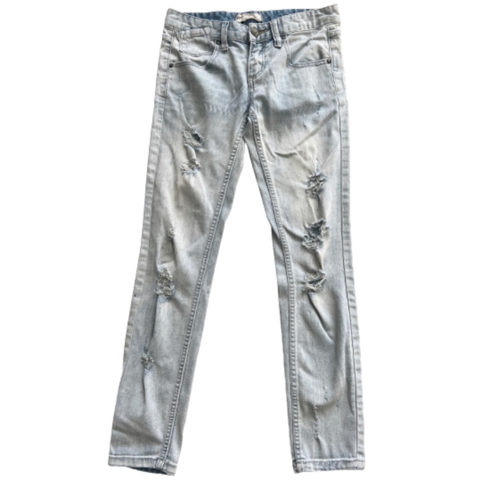 Free people light wash distressed mid rise straight leg boyfriend jeans size 26